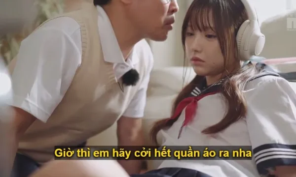 Gã nhà đối diện giả làm thầy giáo thôi miên em học sinh nữ để giở trò đồi bại