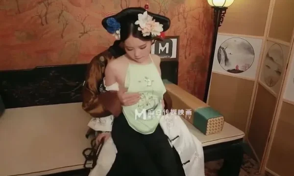 Công chúa dâm tiện và anh nô tài số hưởng