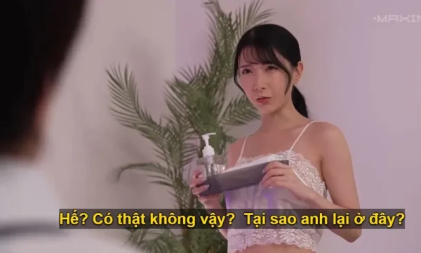 đi mát-xa gặp ngay em nhân viên phục vụ là đồng nghiệp chảnh chọe ở công ty